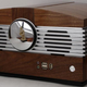 Illustration for article titled Beautiful Walnut Radio Is Actually Artful PC Casemod